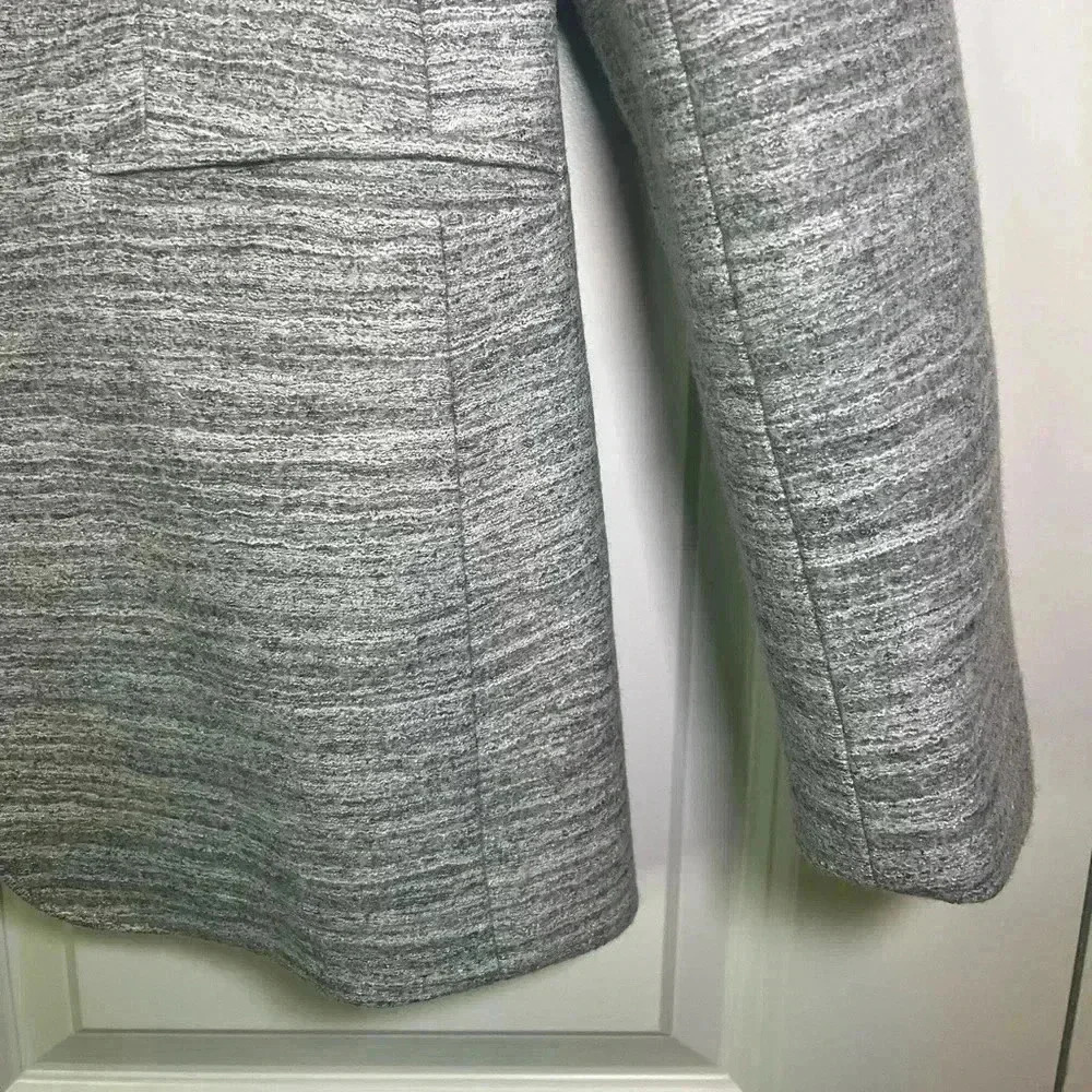 Banana Republic One Button Wool & Spandex Boucle Gray Blazer - Picture 3 of 10